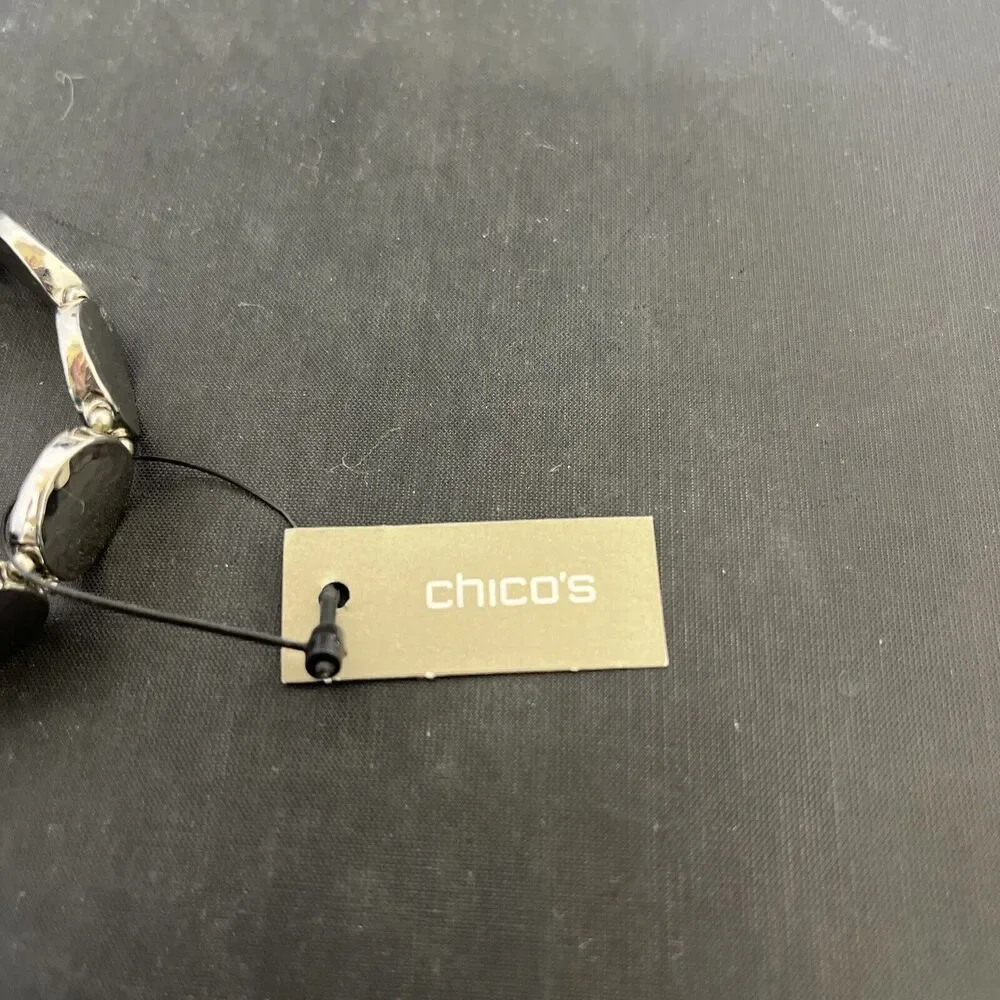 CHICO'S - Silver Hammered Metal Round & Black Cade Stretch Bracelet NWT) Charity - Picture 6 of 7